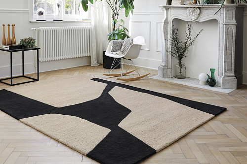 Wool Beige & Black Hand-woven Luxury Rug