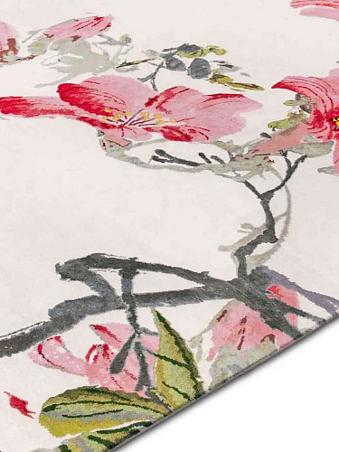 Mallow Hand-Woven Exquisite Rug