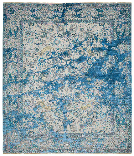 Faded Hand Knotted Vintage Luxury Rug