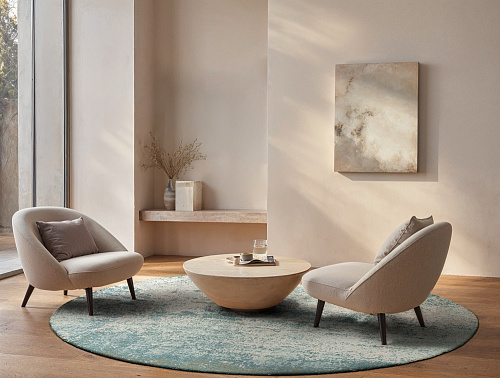 Oceanic Blue Gradient Round Rug