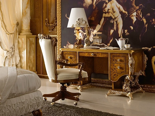 Royal Writing Desk with Drawers