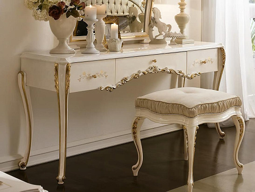 Italian Classic Vanity Desk