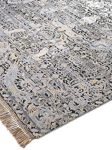 Azerbaijan Silver Hand-Knotted Silk / Wool Rug
