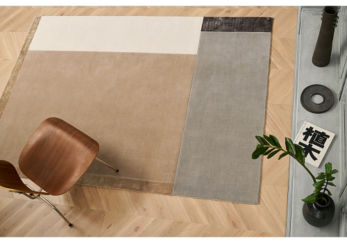 Geometric Viscose / Wool Handwoven Geometric Luxury Rug