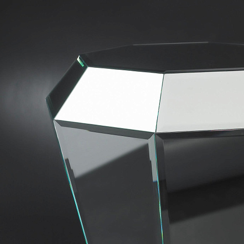 Diamante Handcrafted Mirrored Column