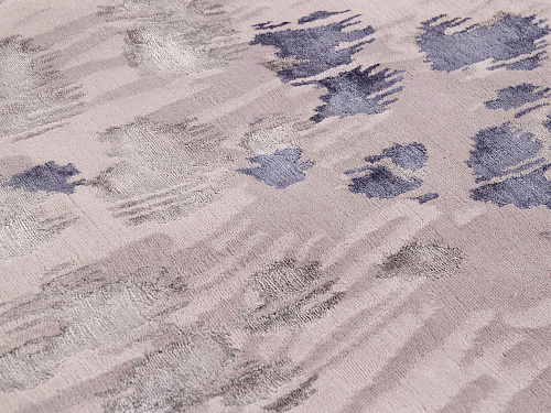 Hand-Knotted Indian Rug