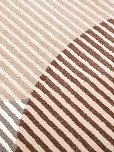 Sinking Rounds Nude Luxury Rug