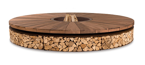 Elegant Outdoor Fire Pit