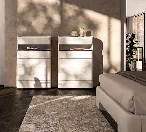 New Mood Italian Chest of Drawers