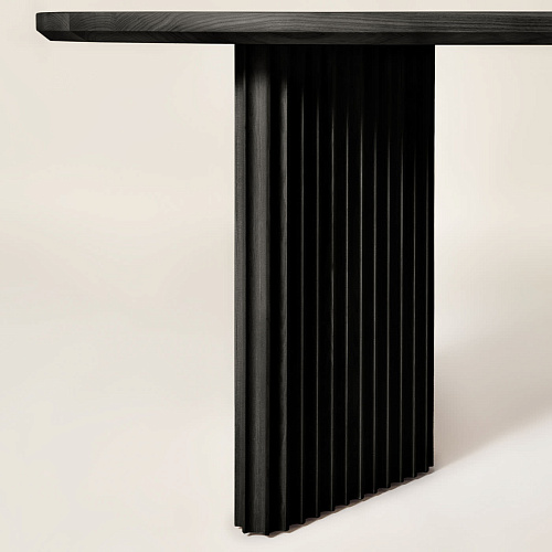 Basalto Black Artisan Table