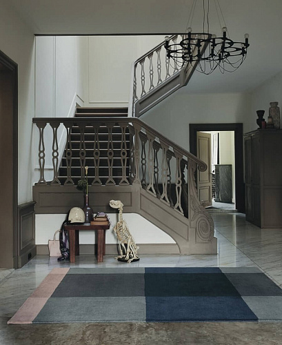 Hand Woven Plaid Grey Rug