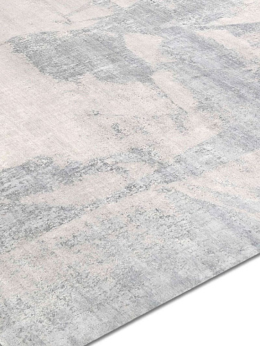 Grey / Beige Handwoven Luxury Rug