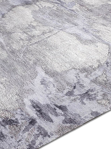 Light Grey Handwoven Luxury Rug