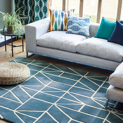 Viso Sky Hand-Tufted Rug