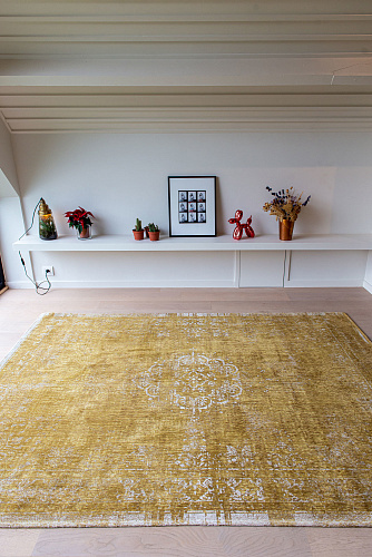 Medallion Yellow Belgian Rug